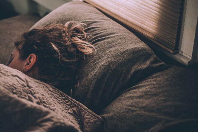 „Ich fürchte, ich bin wach“ – Was Du gegen Insomnie wirklich tun kannst